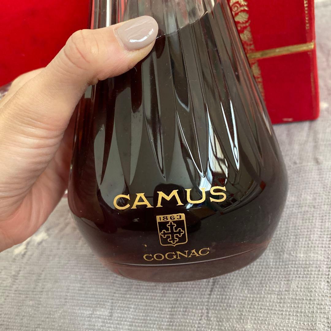 カミュ　バカラクリスタルボトル　CAMUS　LA GRANDE MARQUE