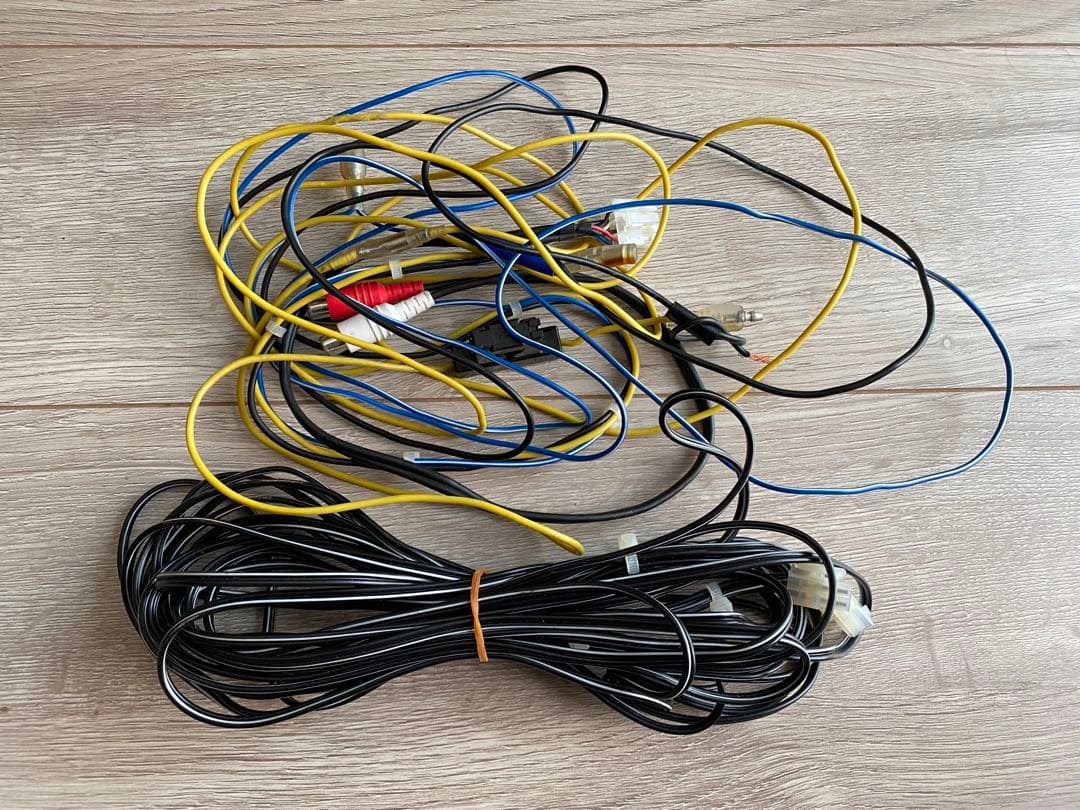 値下げ中　ALPINE パワードサブウーファー　SWE-1200