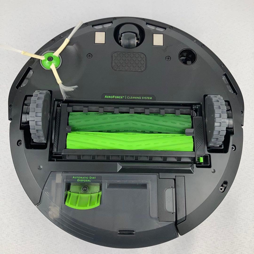 ルンバi3+ ほぼ未使用 自動ゴミ捨て機能 ロボット掃除機 アイロボット