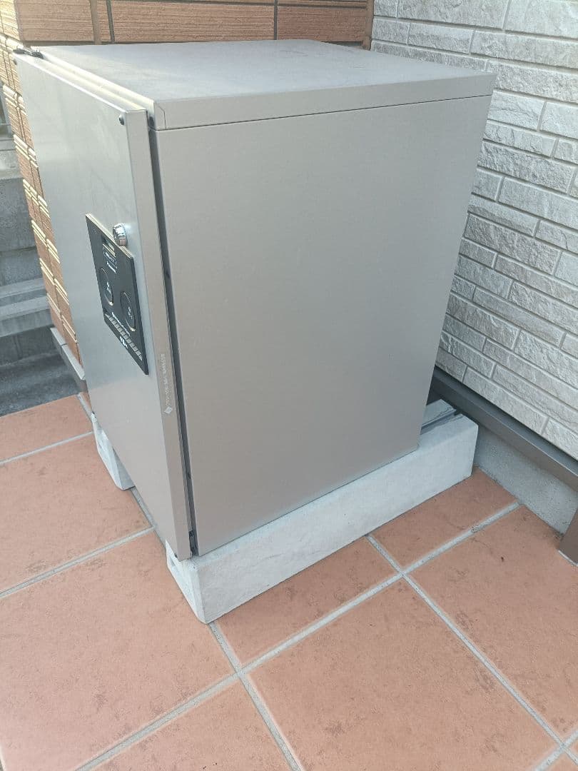 宅配ボックス/ 土台付/パナソニック ラクーケ ミドルFF