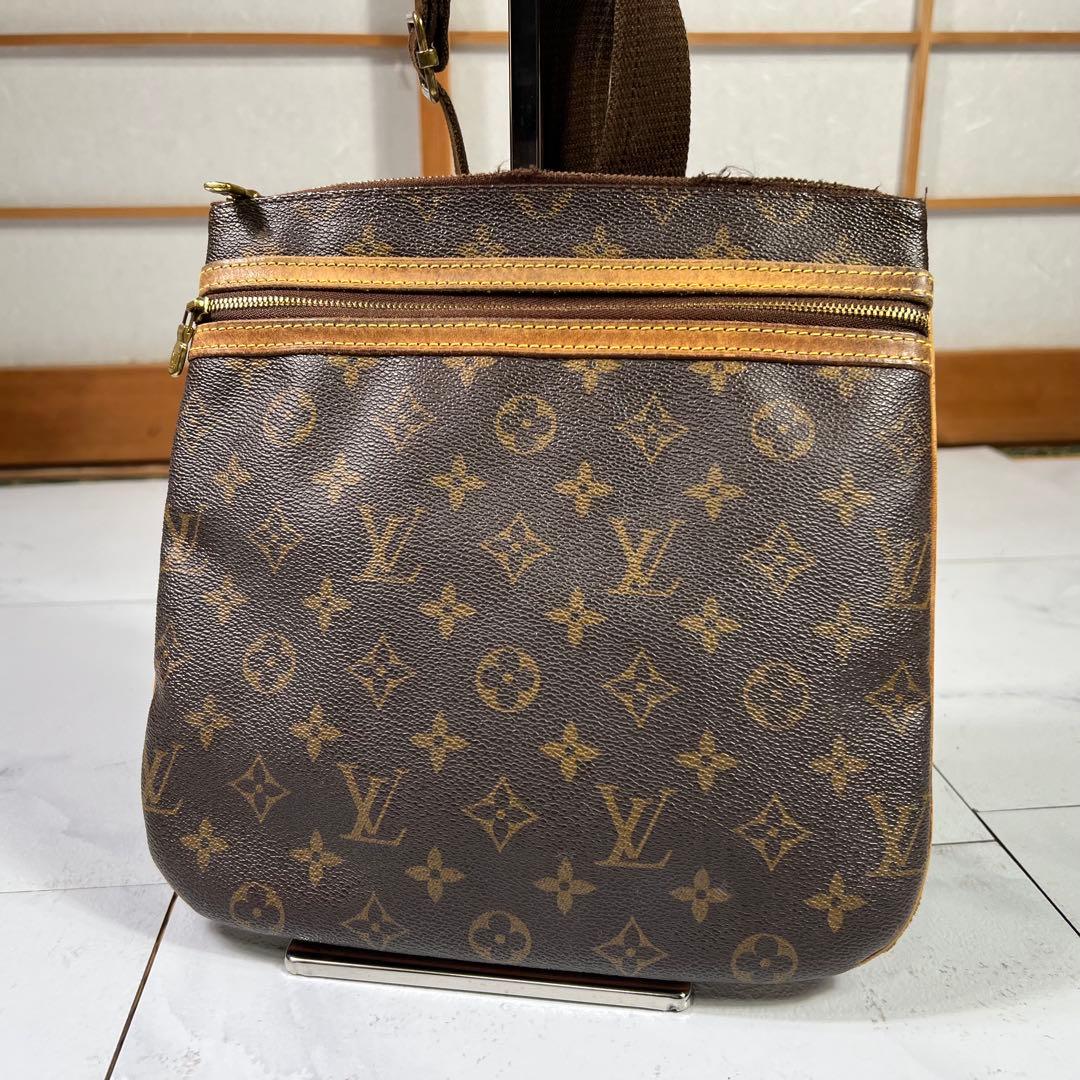 ルイヴィトン モノグラム ポシェット ボスフォール ショルダー