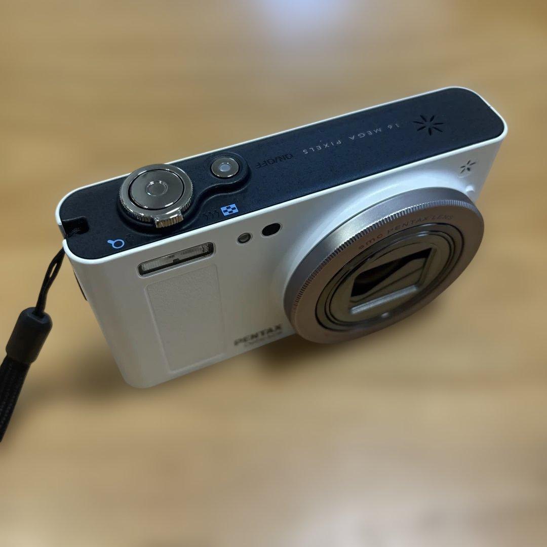 デジタルカメラ　ペンタックス　ホワイト