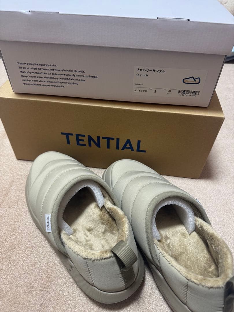 新品未使用【新作】TENTIAL リカバリーサンダル　24-24.5cm