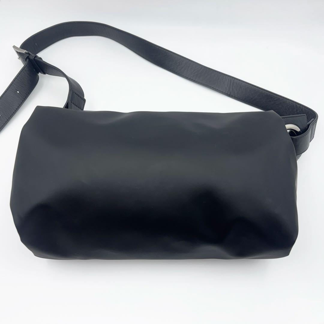 カワカワhatomeボディバッグ Rubber-cho ラバー 防水 本革