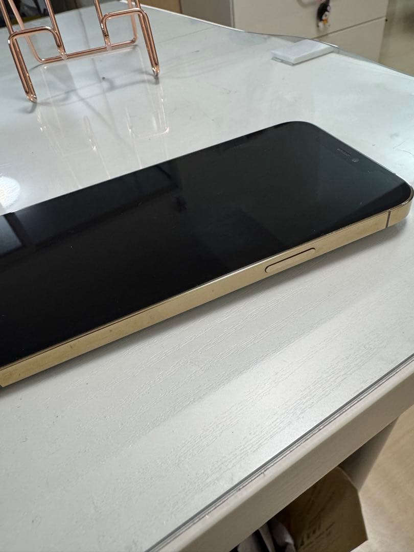 iPhone 12 Pro Max ゴールド simフリー