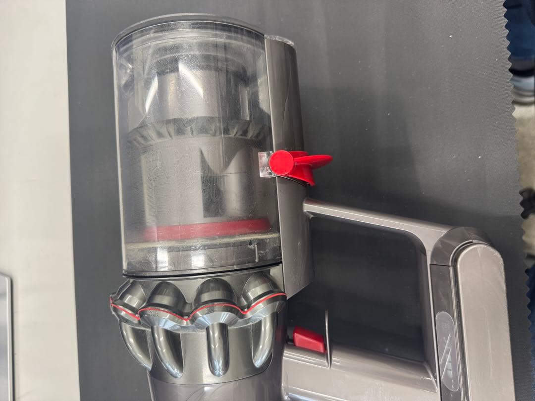 ダイソン SV12 コードレスクリーナー