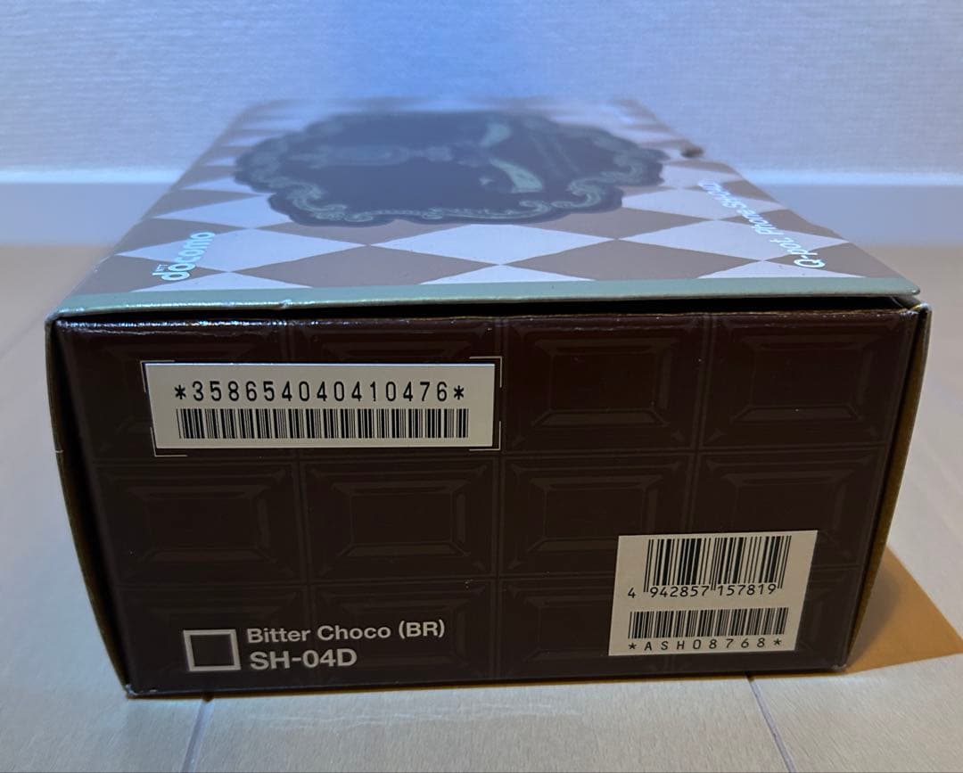 新品 Q-pot Phone SH-04D 板チョコスマホ