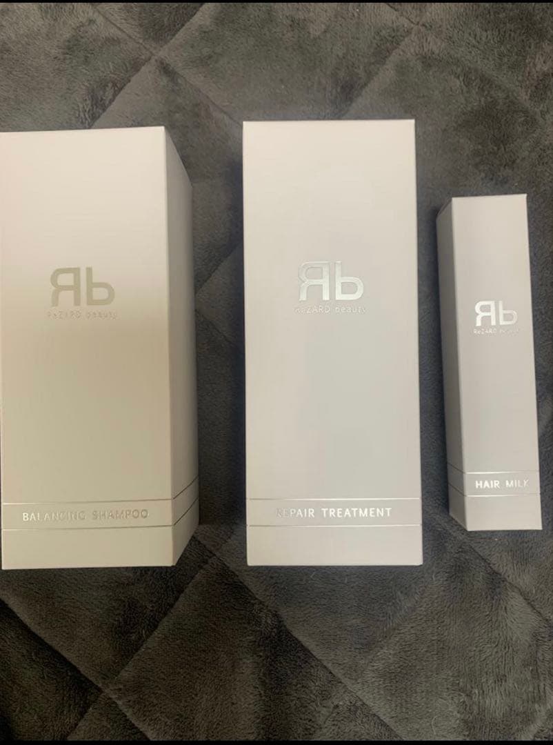 ReZARD シャンプー　新品未使用品　トリートメントヘアミルクセット