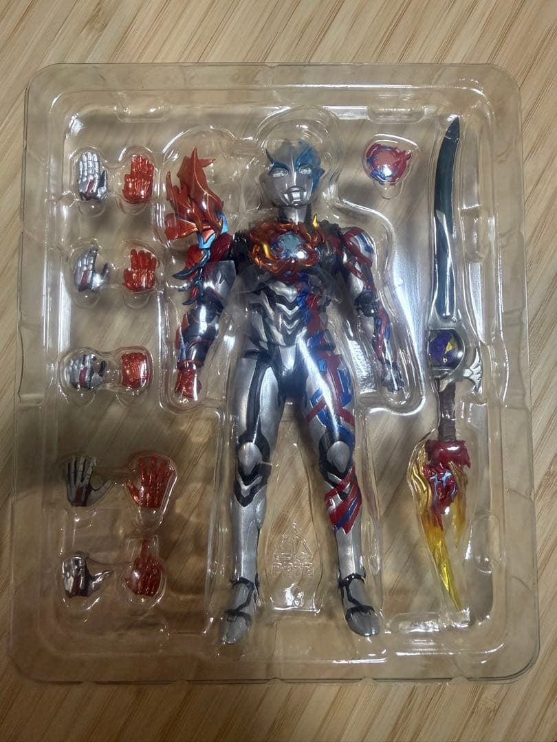 SHFiguarts ウルトラマンレイザー ファードラプター