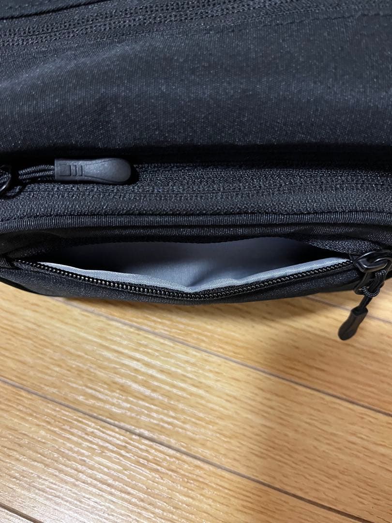 POMULU 2WAY ヒップシート ブラック