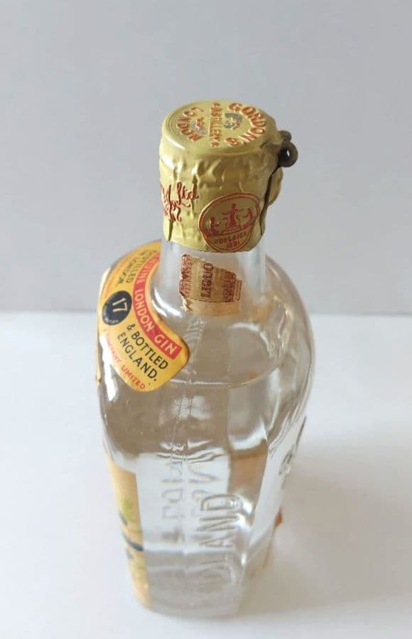 【古酒 箱無し】GORDON’S　DRY　GIN　ゴードン　ドライジン