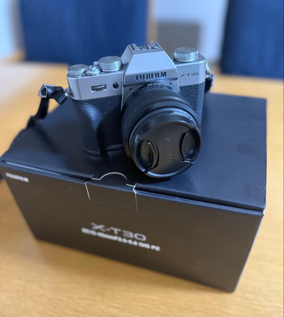 富士フイルム　X-T30 XC15-45レンズキット