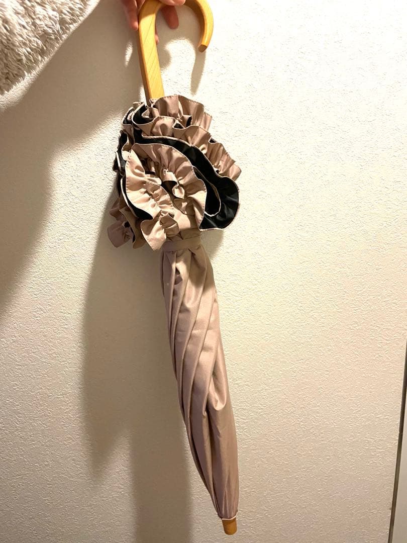 【サンバリア100】 2段 折りたたみ日傘 無地 ピンクフリル