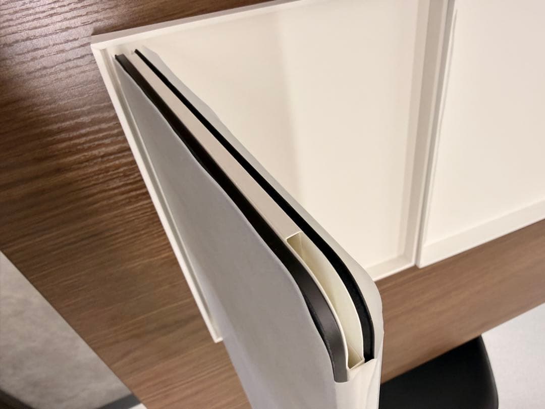 【純正美品】iPad Magic Keyboard ブラック 本体