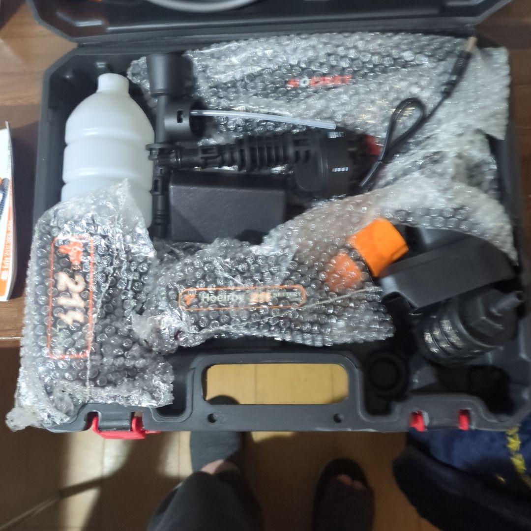 充電式高圧洗浄機 本体 ケース付き