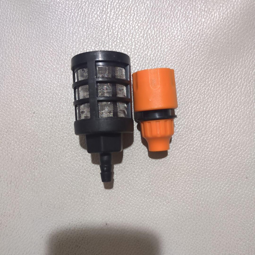 充電式高圧洗浄機 本体 ケース付き