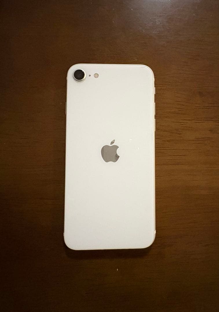 Apple iPhone SE (第2世代) ホワイト SIMなし