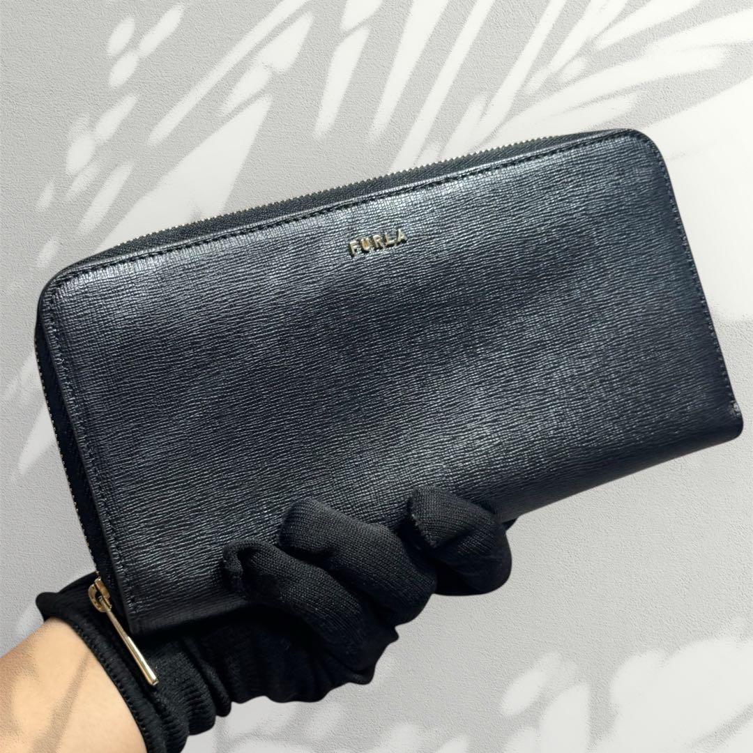 超美品✨FURLA フルラ　長財布　ラウンドファスナー　ロゴ金具　黒　レザー