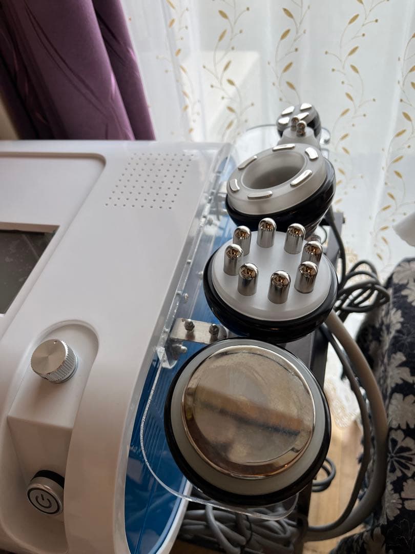 業務用キャビテーション　INFINITI ZERO ラジオ派　バキューム　顔体