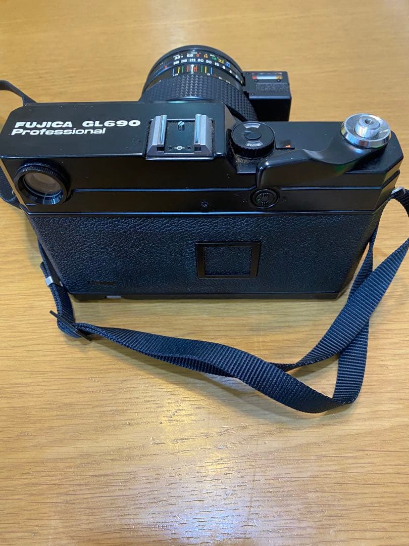 FUJICA GL690 綺麗に使用されていた商品です。
