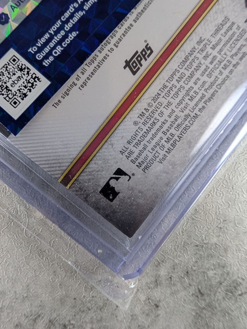 【01/50】山本由伸 直筆サイン 2024 Triple Threads