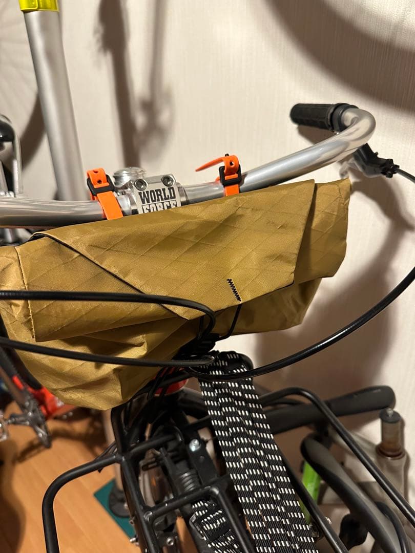 アクセサリー HUNGRY \