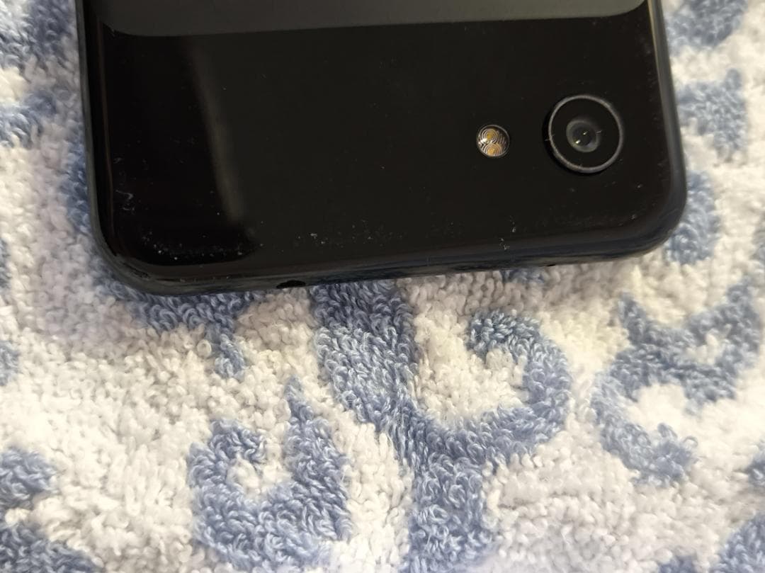 Google Pixel 3a XL 本体