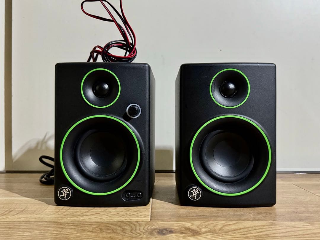 MACKIE CR3 パワードモニタースピーカー マルチメディアモニター