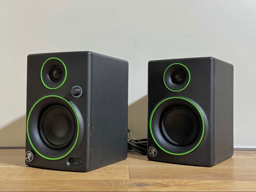 MACKIE CR3 パワードモニタースピーカー マルチメディアモニター