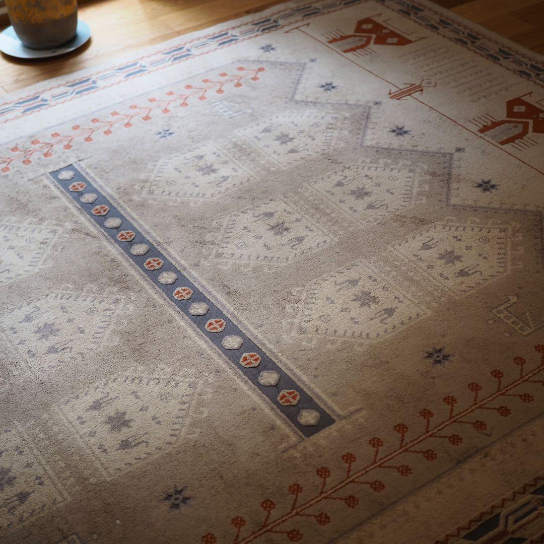 ウニコ ラグ　186×256