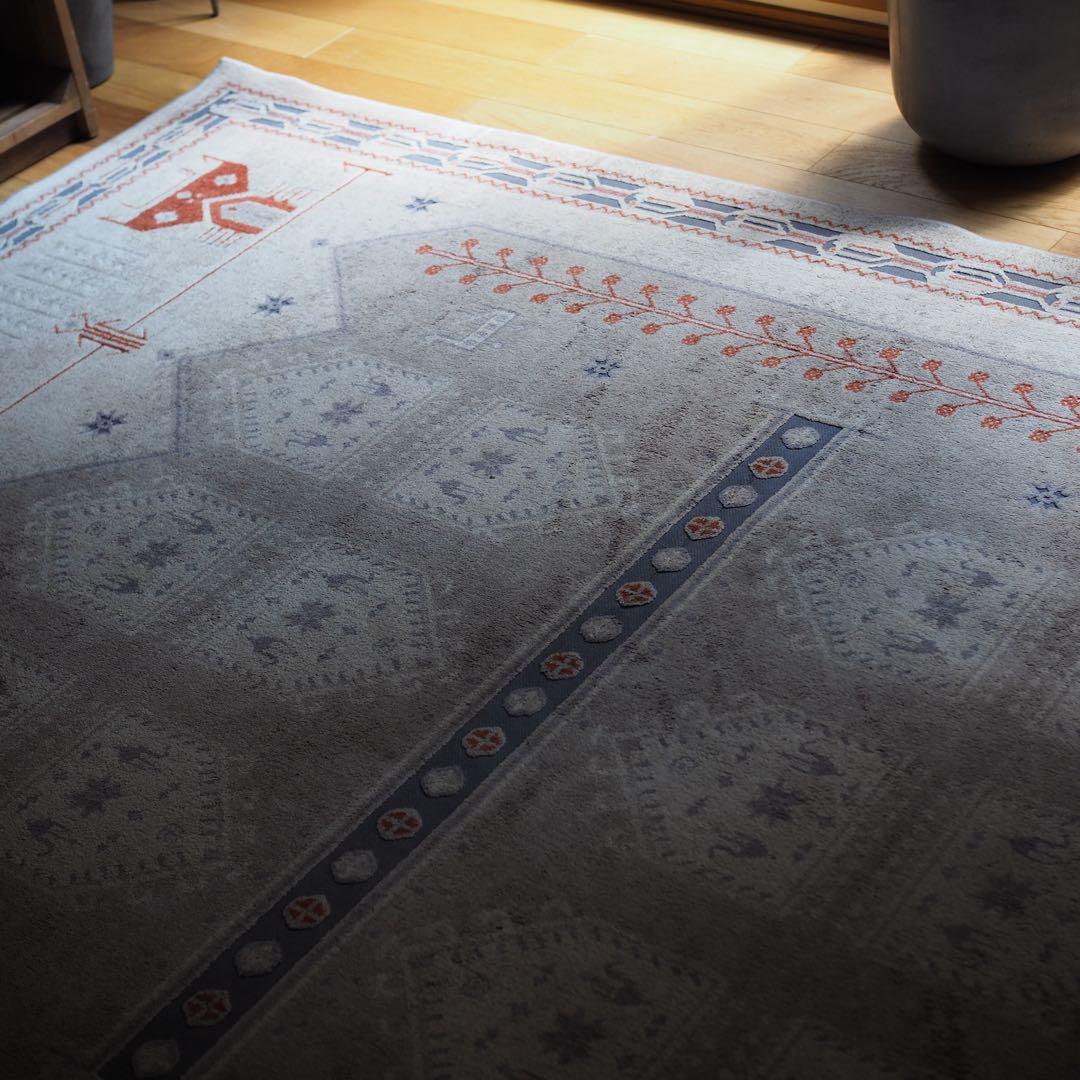 ウニコ ラグ　186×256