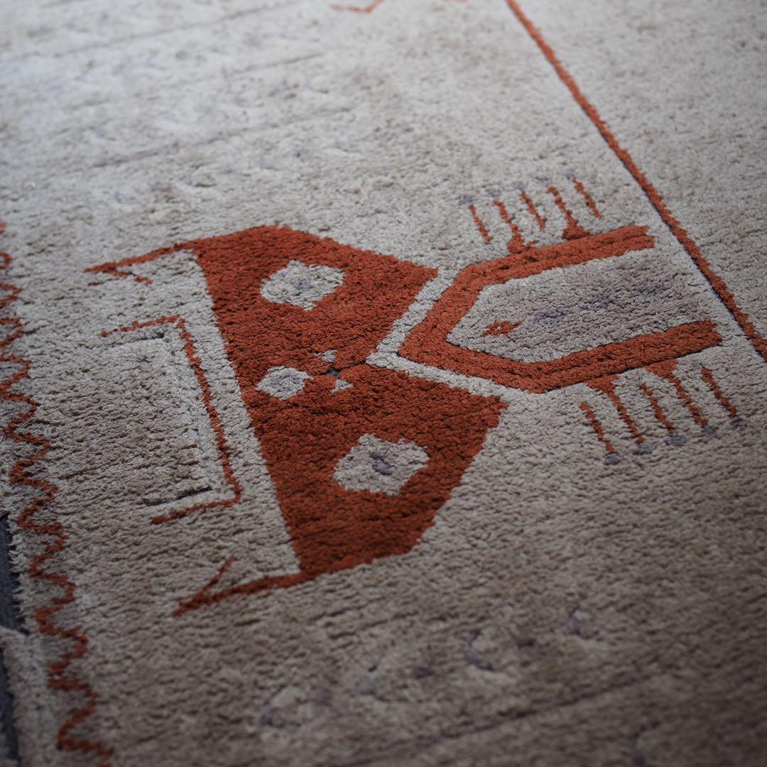 ウニコ ラグ　186×256