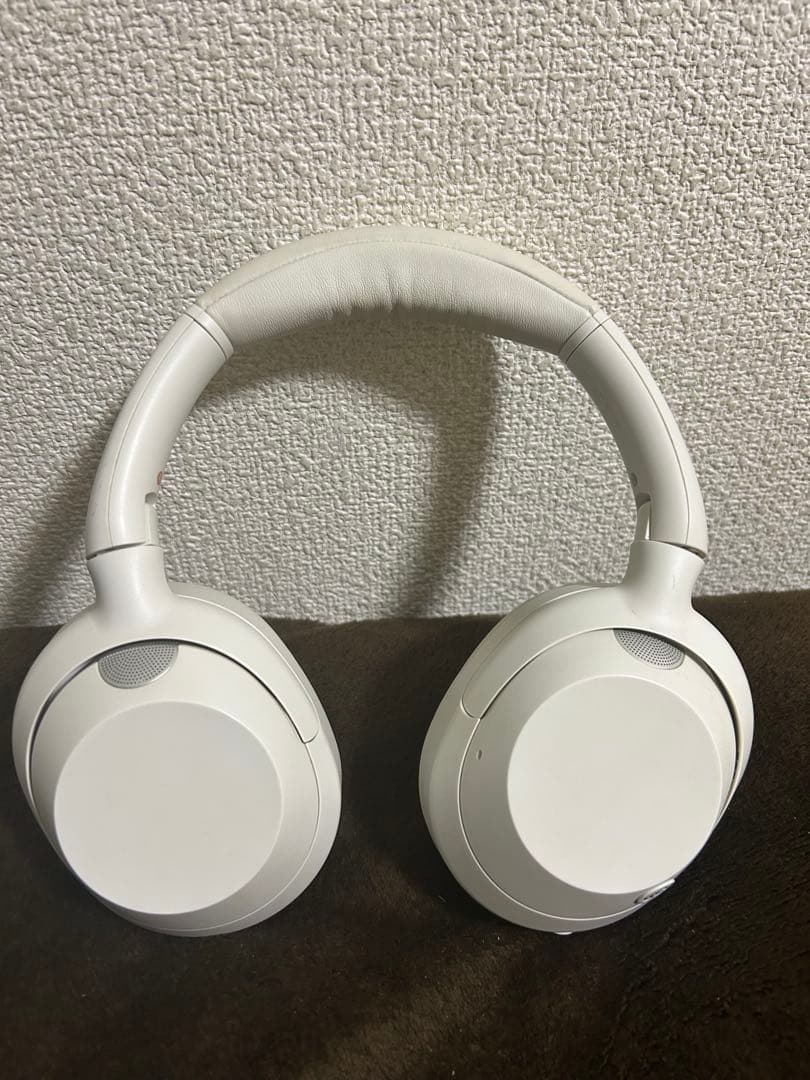 SONY ULT WEAR ノイズキャンセリングワイヤレスヘッドホン ホワイト