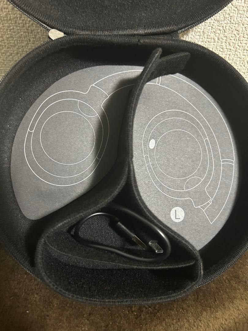 SONY ULT WEAR ノイズキャンセリングワイヤレスヘッドホン ホワイト