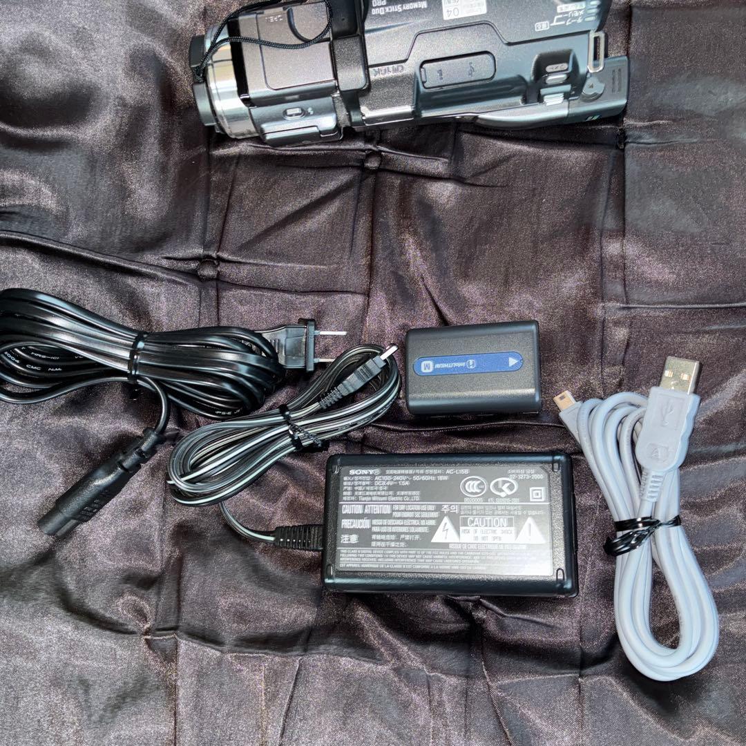 再生・録画可動品　MINI DVSonyビデオカメラ　DCR-HC88