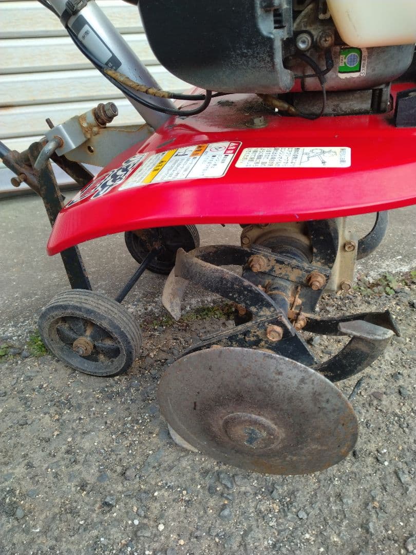 ★ISEKI 耕運機 ガソリンエンジン 赤ジャンク品