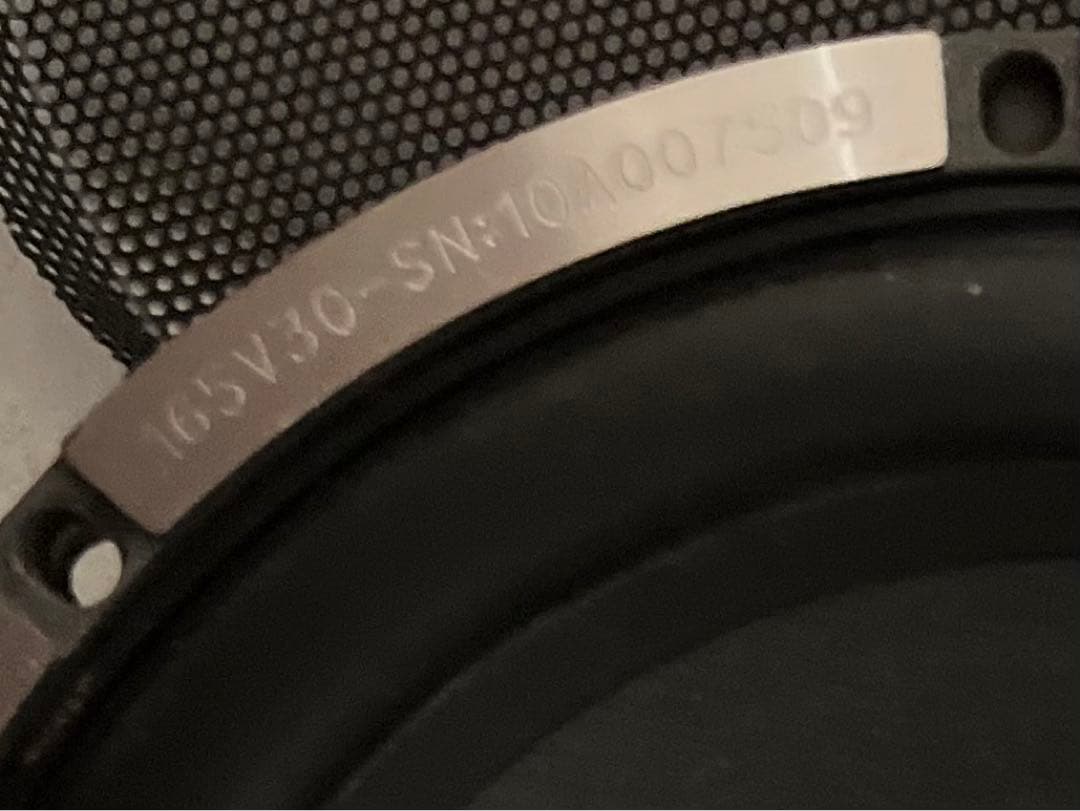 FOCAL165V30 30th LIMITED EDITIONスピーカー