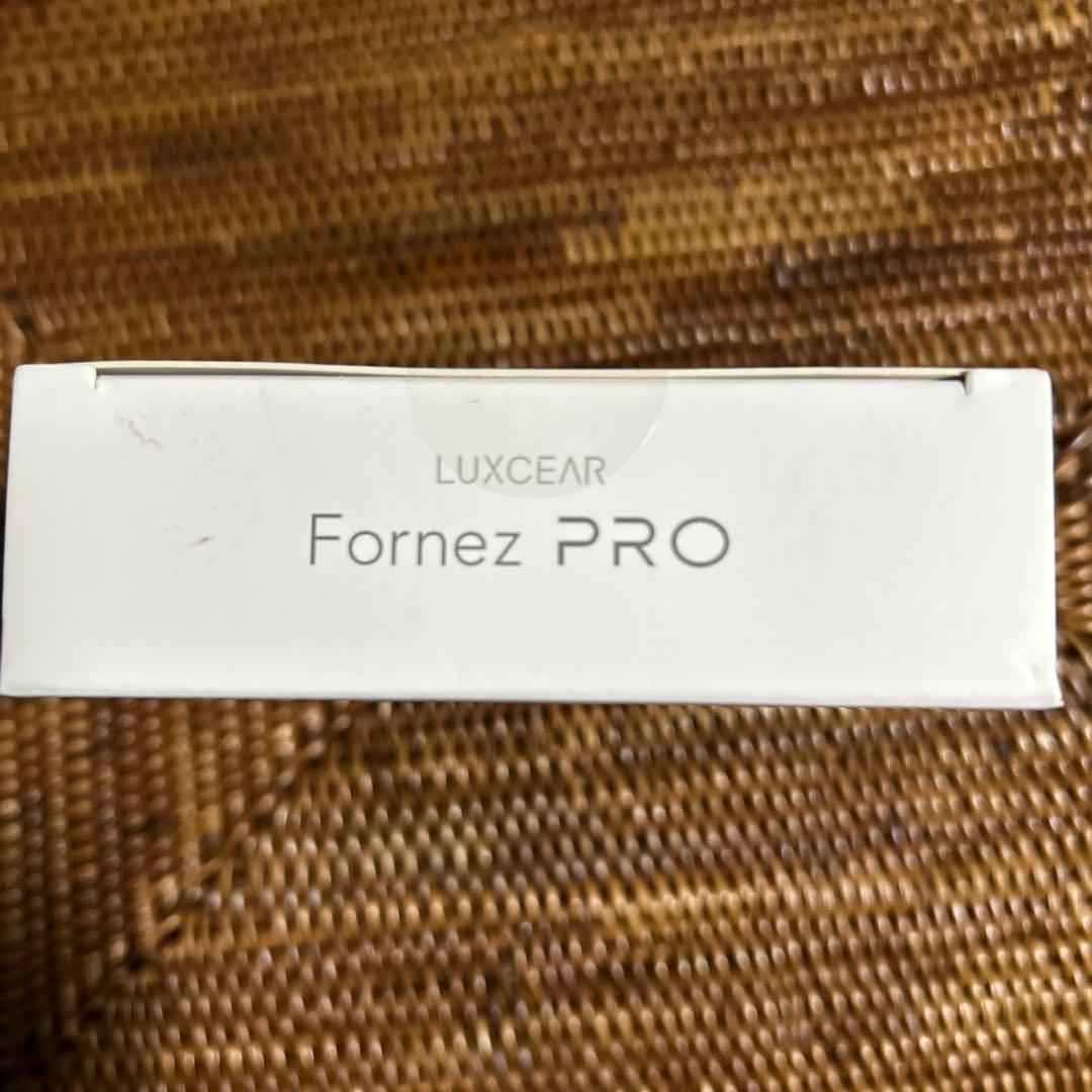 ルクセア　フォーネスプロ　鼻用美顔器　LUXCEAR Fornez PRO
