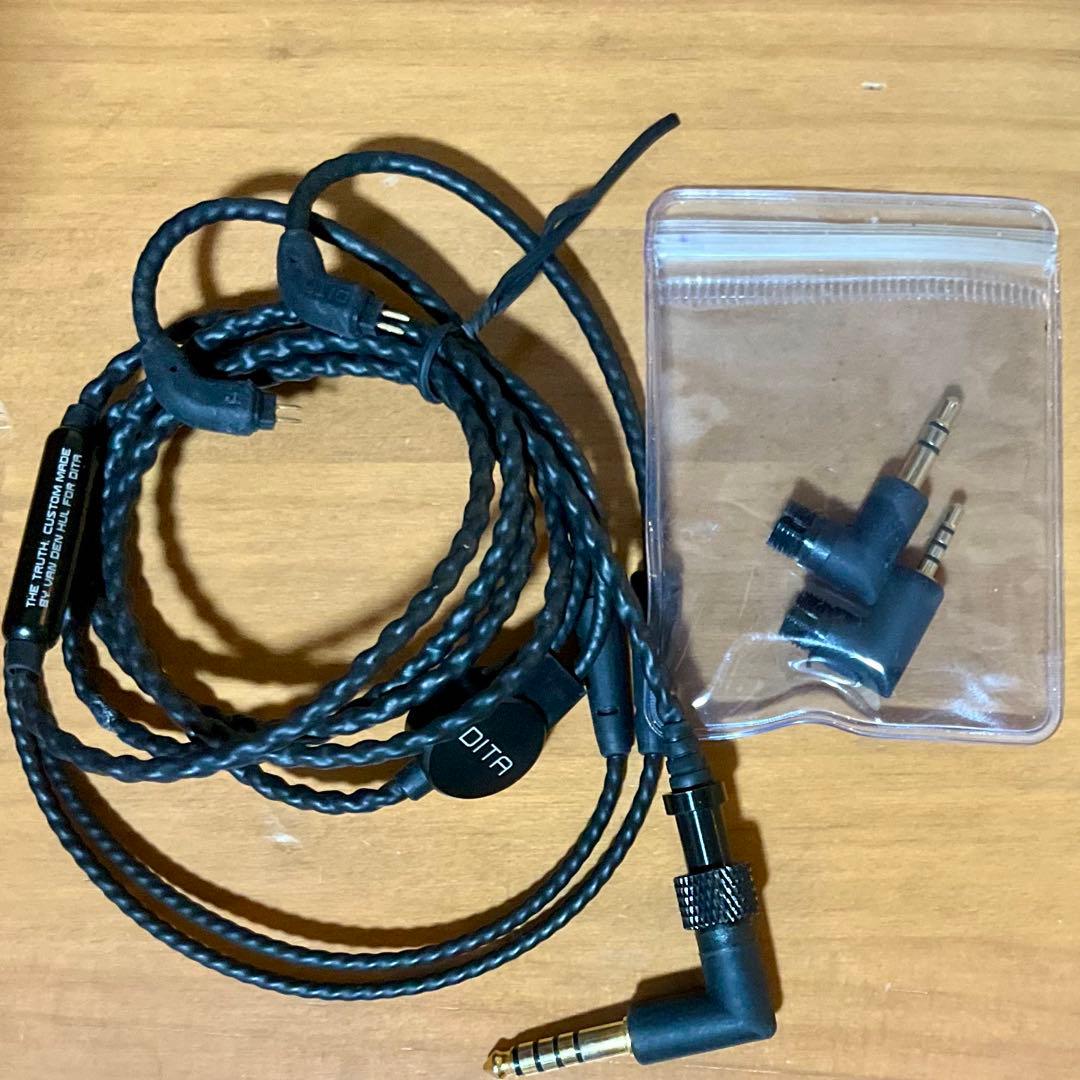 Dita truth 2pin プラグ交換式 イヤホンケーブル 4.4mmも付属