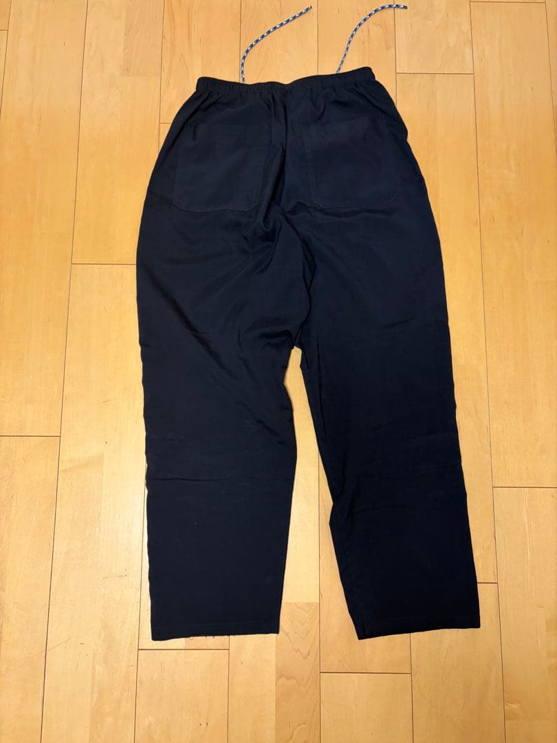 unslacks ACTIVE EASY PANTS TROPICAL ネイビー