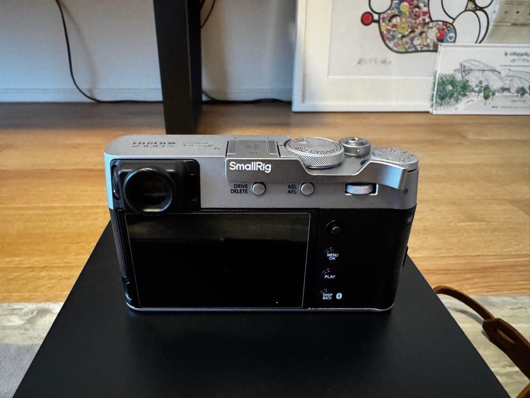 フジフイルム X100VI 【2か国語対応】/シルバー