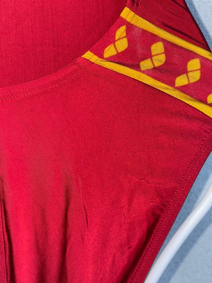 p*k様 希少 arena 競泳水着 M 超光沢 ハイカット 極薄 ワインレッド