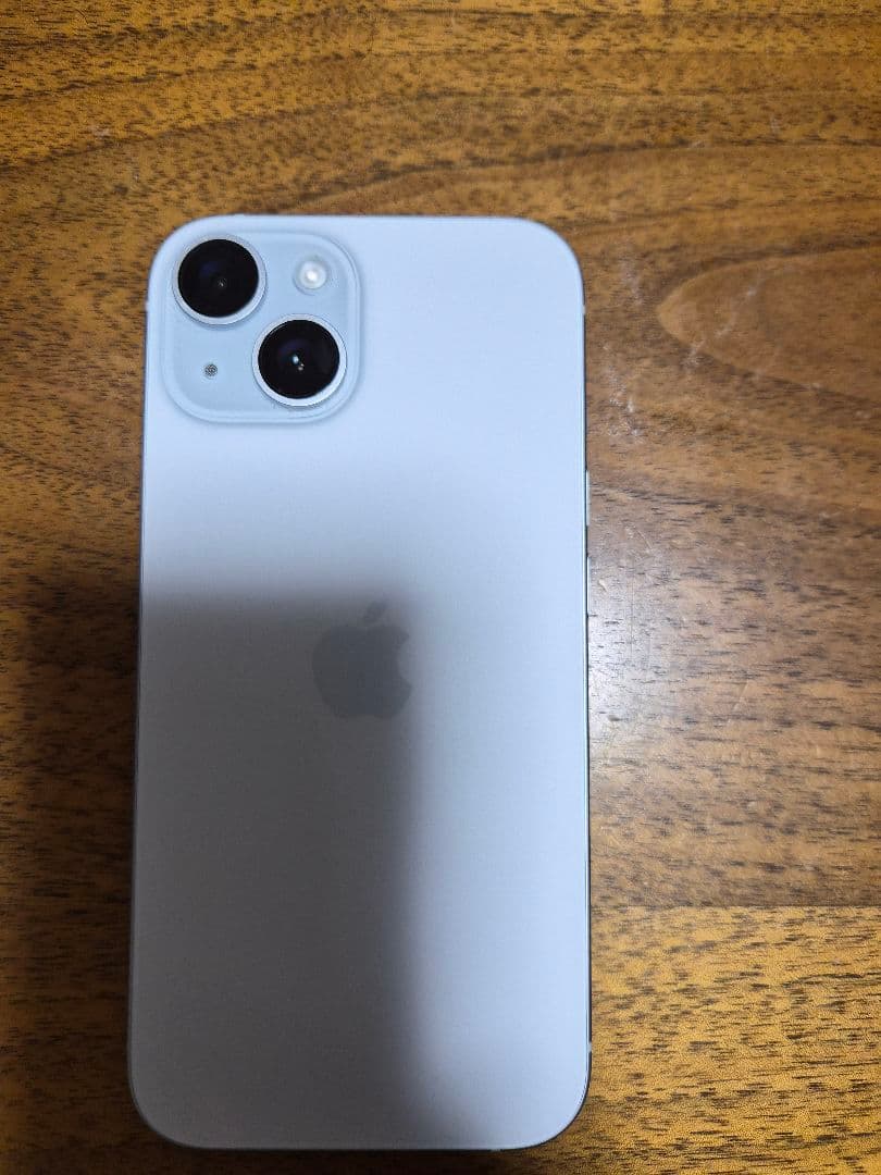 iPhone 15 ブルー 128GB au SIMフリー バッテリー83%