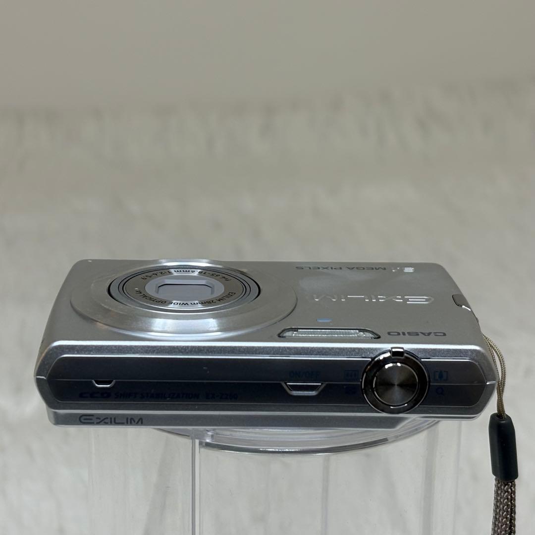 CASIO カメラ　EX-Z250 充電器　シルバー コンデジ　動作品