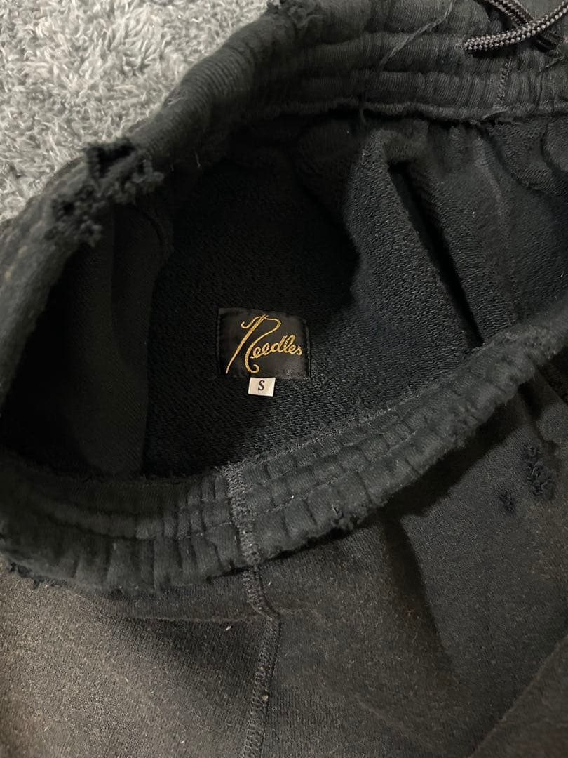 needlesスウェットパンツ　ヒザデル