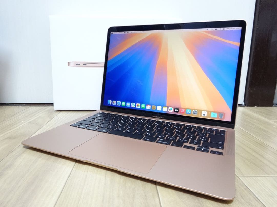 美品 Apple MacBook Air 2020 i5 512GB A2179