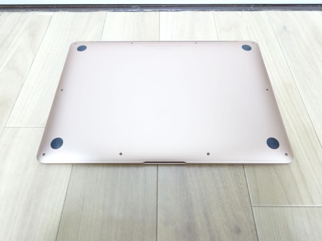 美品 Apple MacBook Air 2020 i5 512GB A2179