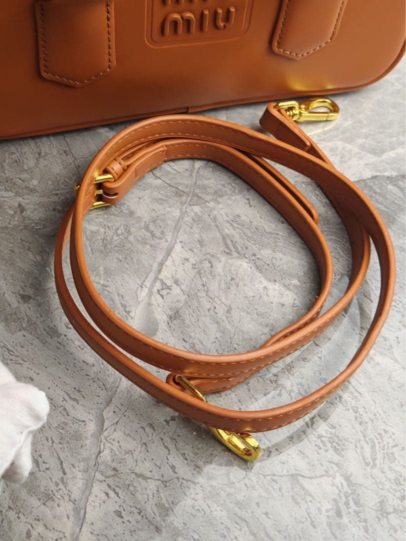 MIU MIU ハンドバッグ ショルダーバッグ ブラウン レザー 2WAY 美品