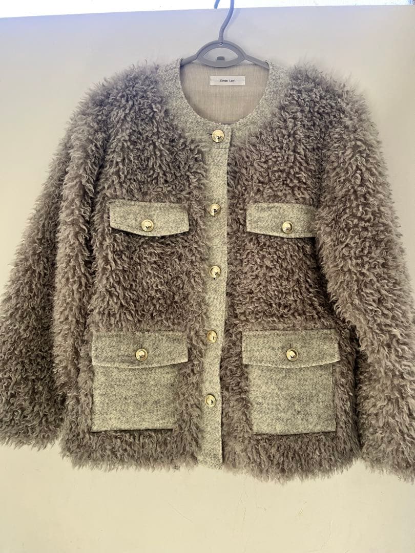 エイミーロウ　ファージャケット