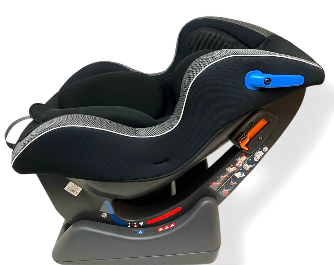 美品 送料無料 コンビ ウィゴーサイドプロテクションエッグショック シートベルト